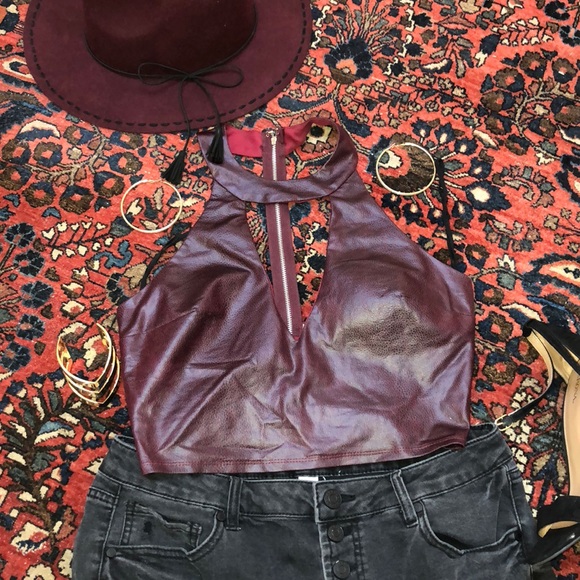 Faux Leather Snake Print Crop Top - Picture 2 of 6